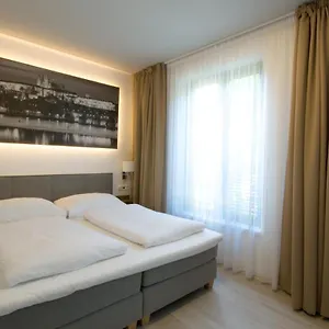 Hotel Adeba